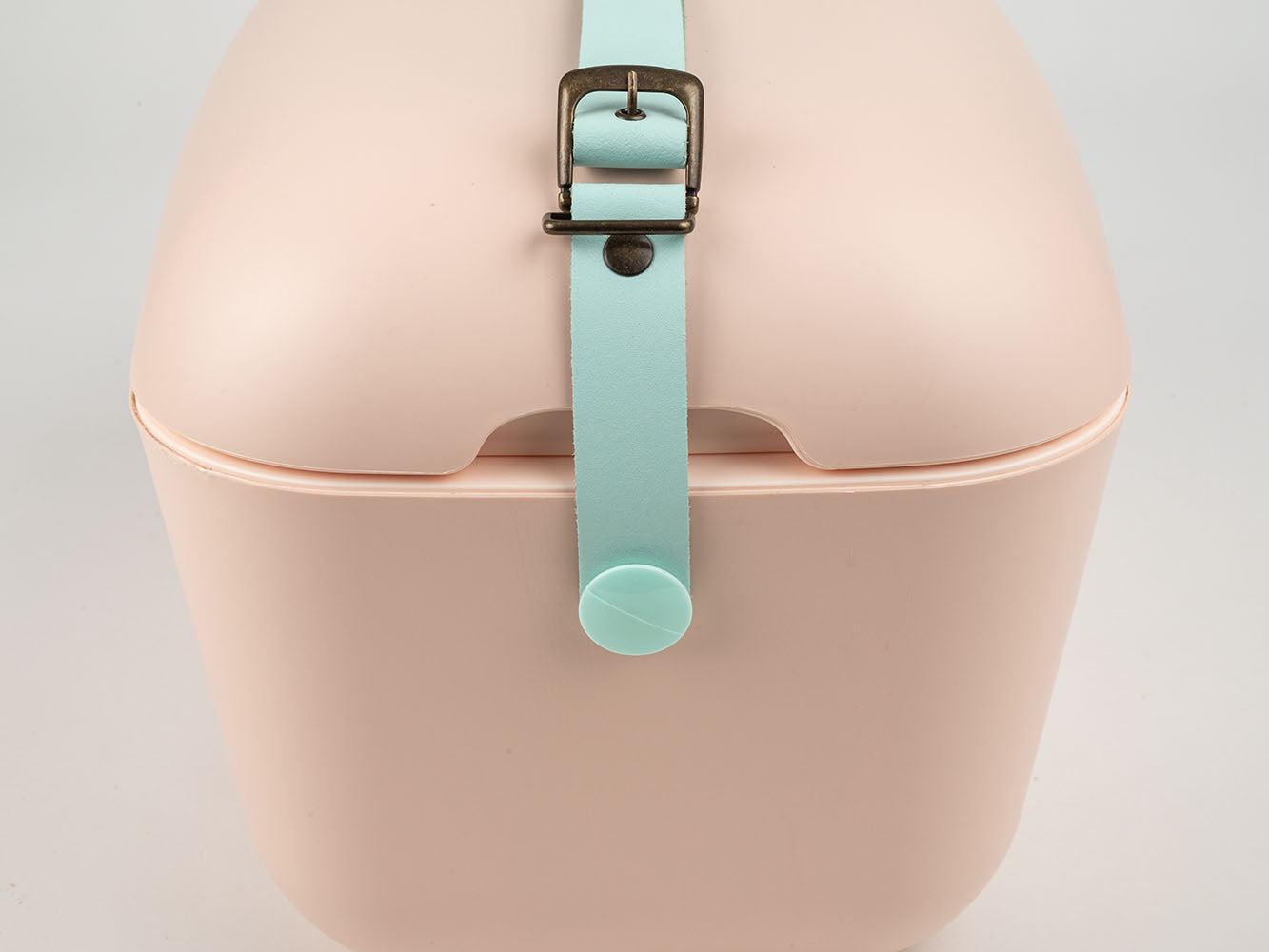 Nude - Cyan Pop